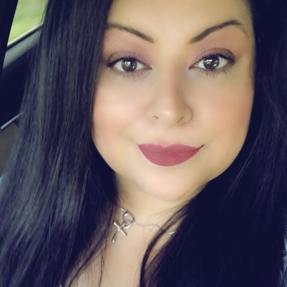 Meet your Posher, Maria